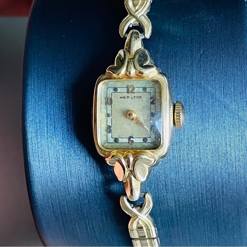 Vintage Hamilton 14k Gold 17 Jewels Ladies Watch Gold Tone Stretch Band …